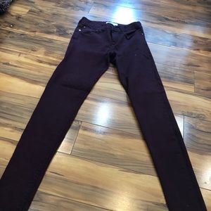 Burgundy skinny jeans 👖